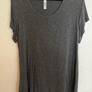 Size xl Lularoe classic tee in dark grey. Good used condition